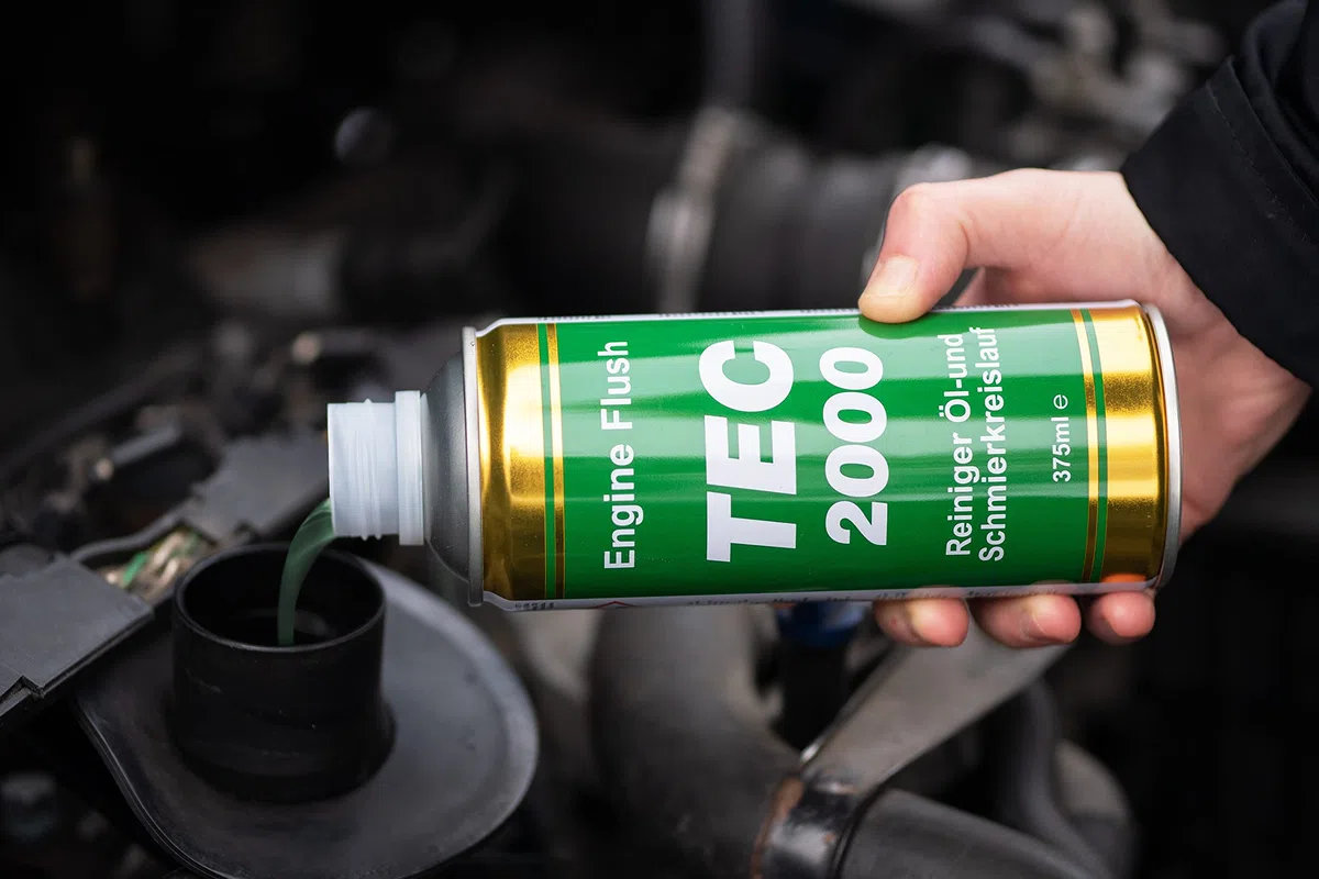 TEC 2000 Motorspülung - 6 x Engine Flush Motorreiniger für Benzin Diesel oder Gasmotoren 375ml set - Kraftstoffadditiv zur Systemreinigung - Motorpflege Zusatz