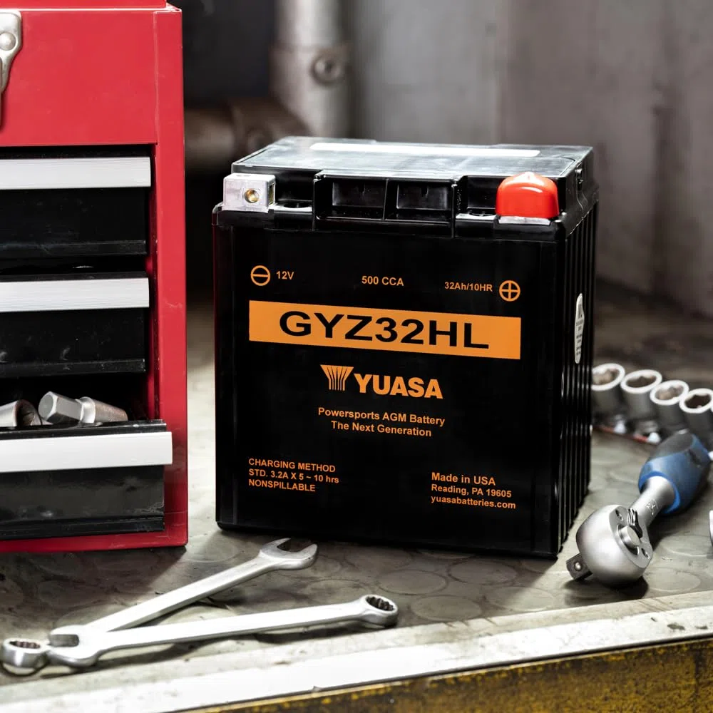 Yuasa GYZ32HL 12V 500 CCA wartungsfreie AGM VRLA Motorradbatterie | 33,7 Ah, Kompakt, Auslaufsicher, Vibrations- & Korrosionsbeständig, Ideal für Sportbikes & Start-Stopp