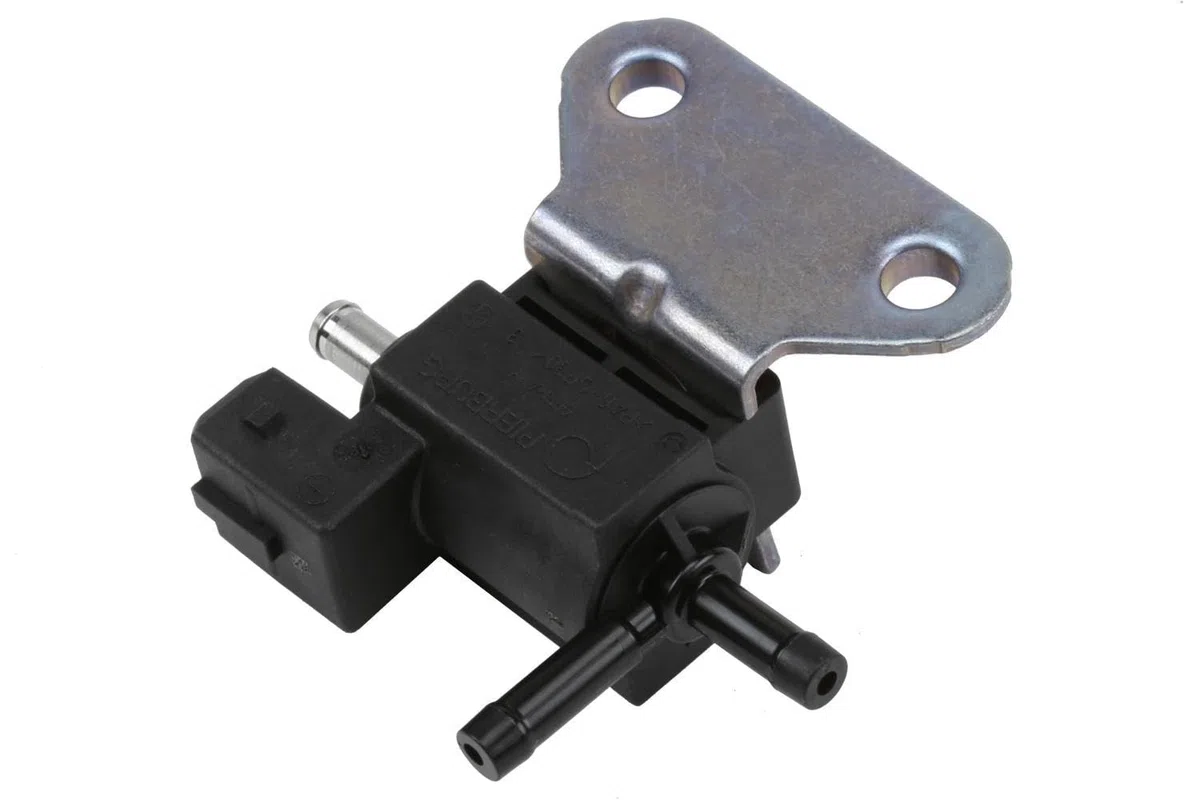GM Genuine Parts 12633355 Ladeluft-Bypass-Ventil-Magnetspule
