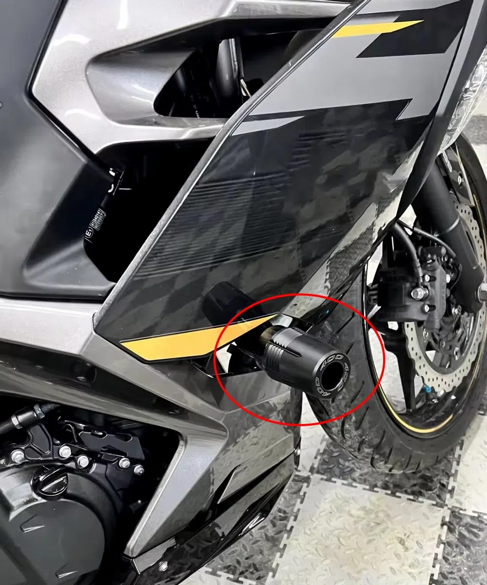Motorrad Sturzschutz Crashpads für Ninja 500 SE Z500 Ninja400 Zubehör | Motorrad zubehör | Ninja 500 SE Z500 NINJA500 2025 2026 | Ninja 400 Ninja400 Z400 | Motorrad Sturzpads Sturzschutz Crashpads