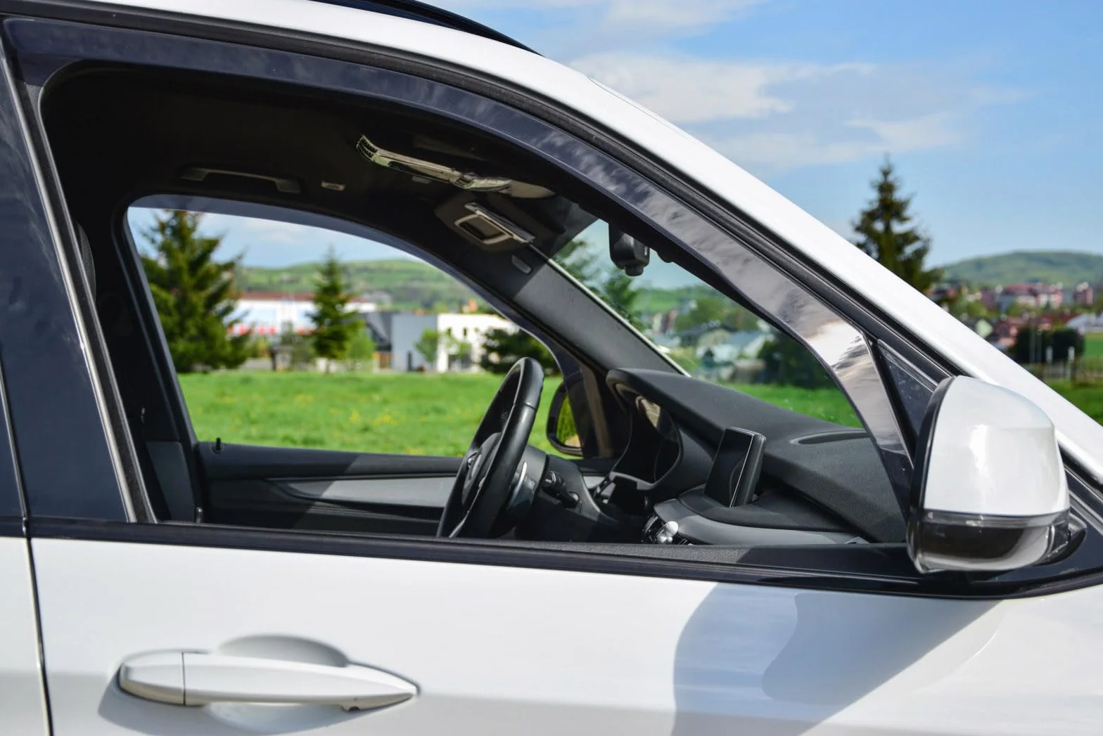 J&J AUTOMOTIVE GP Windabweiser passend für BMW 3 Series G20 / G21 4/5-Türer ab 2018 4tlg, Vorne und Hinten Regenabweiser Passform Getönt Schwarz