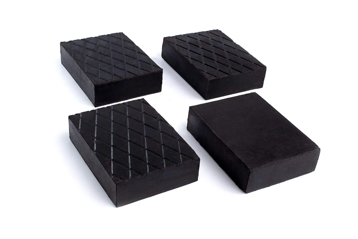 Generisch 4-STK Gummiklotz/Gummiblock für Hebebühne, Rangierheber, Wagenheber, Grubenheber (160x120x80cm) - Schwarz - Gummi - Auto - UTILITY_JACK - 1 Jahr EU-Spareteilverfügbarkeit