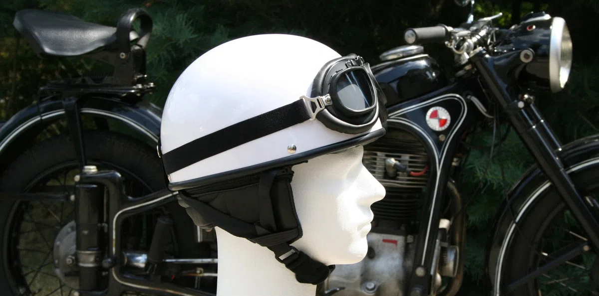 Oldtimer Motorradhelm mit Brille Größe: L 59/60cm, Weiß