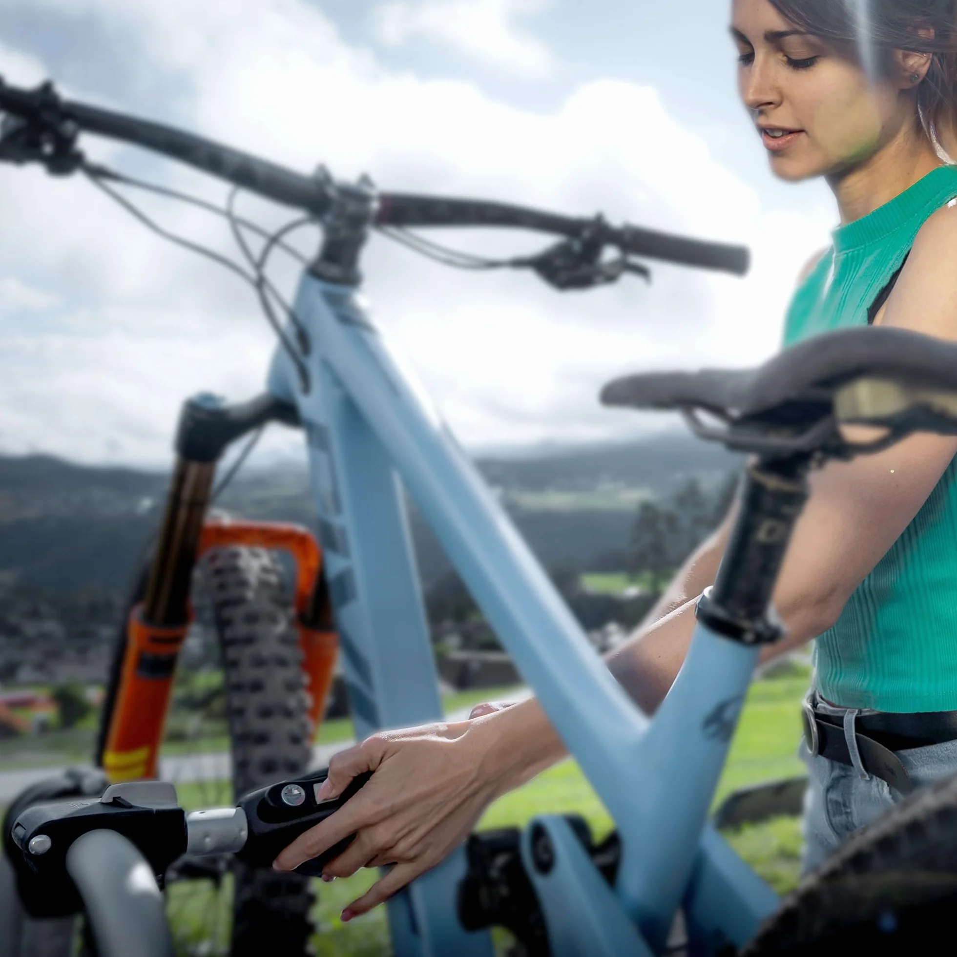 Atera 022630 Ersatzteil Abstandshalter für Atera Heck-Träger - Aluminium, Haltearm für 1. Fahrrad, Rahmenhalter, Länge 13,2 cm