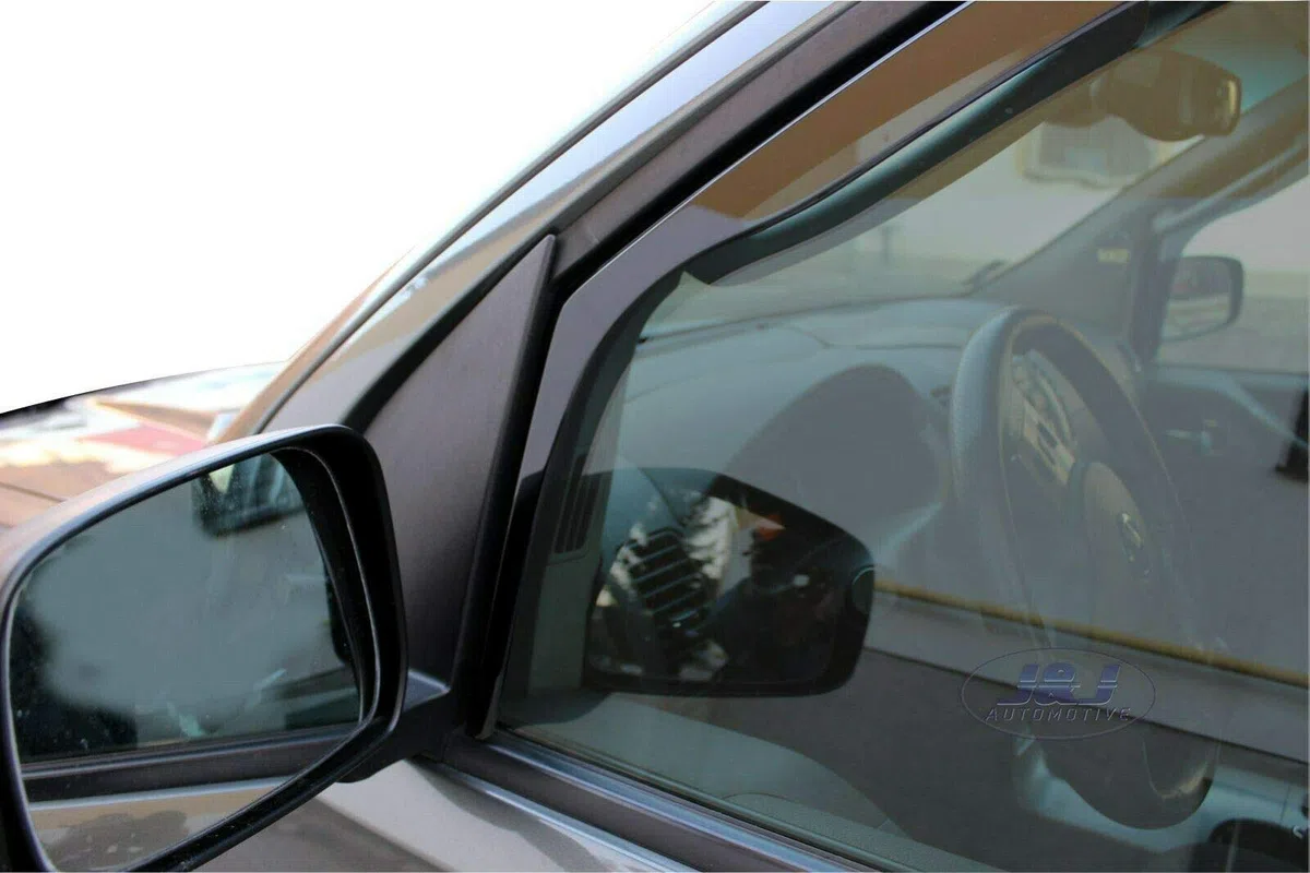 J&J AUTOMOTIVE Windabweiser passend für Nissan Pathfinder R51 2005-2012 4tlg, Heko Regenabweiser Vorne Hinten Getönt Dunkel Passform