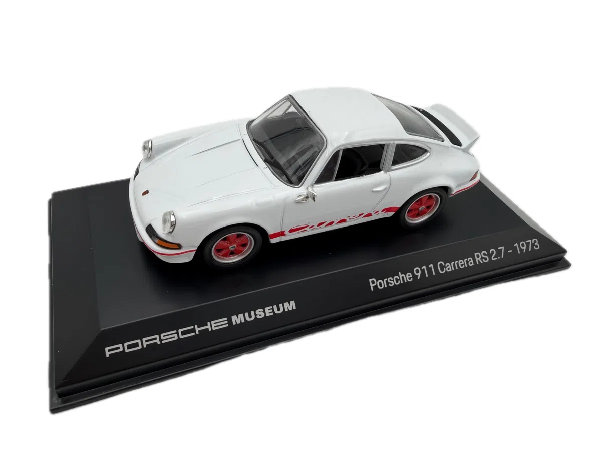 Porsche 911 Carrera RS 2.7 1973 Modellauto 1:43, weiß - Detailgetreues Sammlermodell I GT Marketing I Miniatur Fahrzeug (Museum Edition)